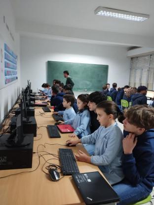Ensinando informtica - Foto 1